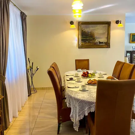 Dom Na Poniatowie Villa
