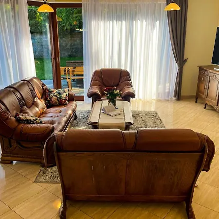 Dom Na Poniatowie Villa